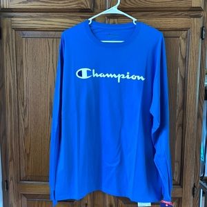 Men’s Champion long sleeve